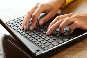 Marketers plan to catch consumers' interests with social SEO and paird search campaigns in 2011.